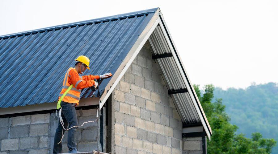 Professional Flat Roofing Installation in Stevinson, CA